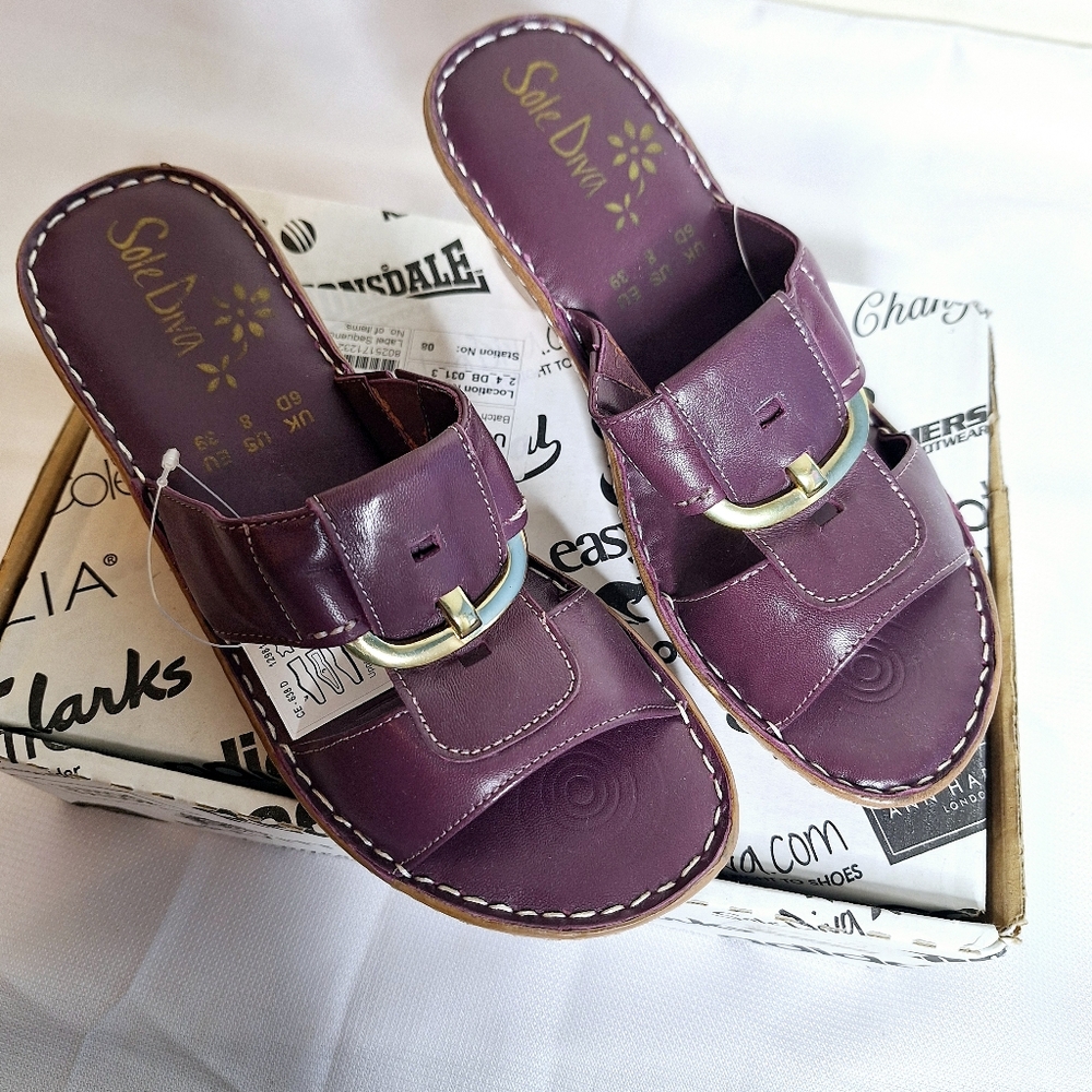 NWTB UK brand Sole Diva"Wedged in Purple."Wedge heel Purple leather sandle Sz 8.
